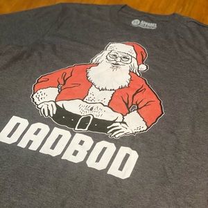 Santa Claus Dad Bod T-Shirt Medium Mens Funny Christmas Shirt Graphic Tee NWT